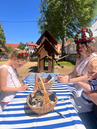 006-Kinderfest-Lehesten-Mai Leonie-Voigt 30-05-2026