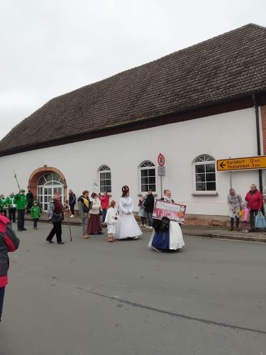 006-Maerchenumzug-Bad-Bibra Leonie-Voigt 13-12-2025