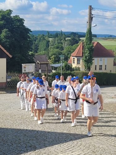 003-Rosenfest-Wecken_Ronny-Wolff_2025