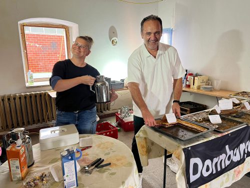 012-Kuchenverkauf-Hoffest-Domaene_Amrei-Wahlig_12-07-2025