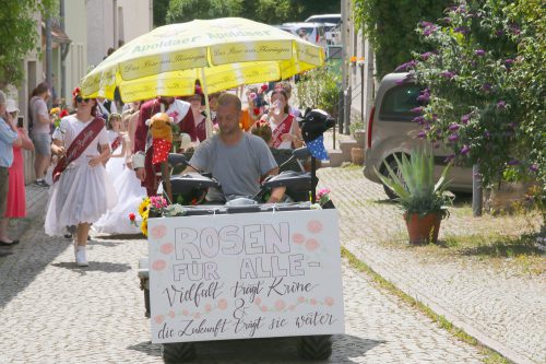 019-Rosenfest-Umzug_Ralf-Wohlleben_2025