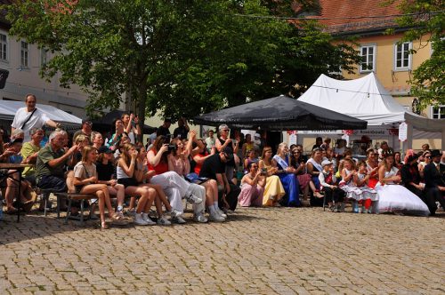 ¨hqèzÚ3íØ¯e¡~ã-êdº¢C$1ZE Êÿ